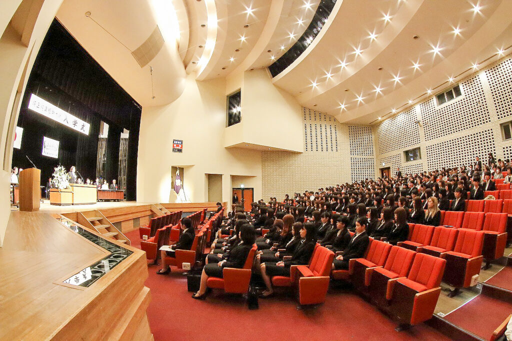 純真短期大学｜年間スケジュール（4月）