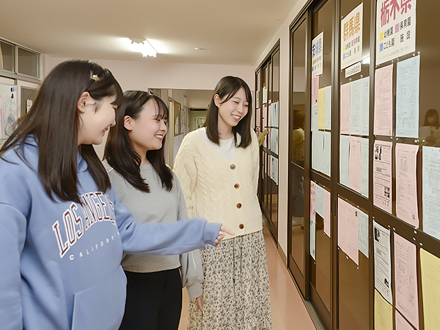 埼玉純真短期大学・チューターズルーム